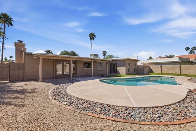 Building Photo - Beautiful Home in McCormick Ranch