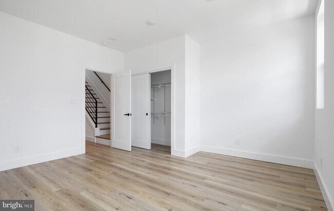 Building Photo - 3108 Clifford St