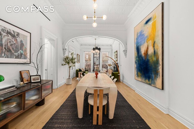 Building Photo - 79 2nd Pl