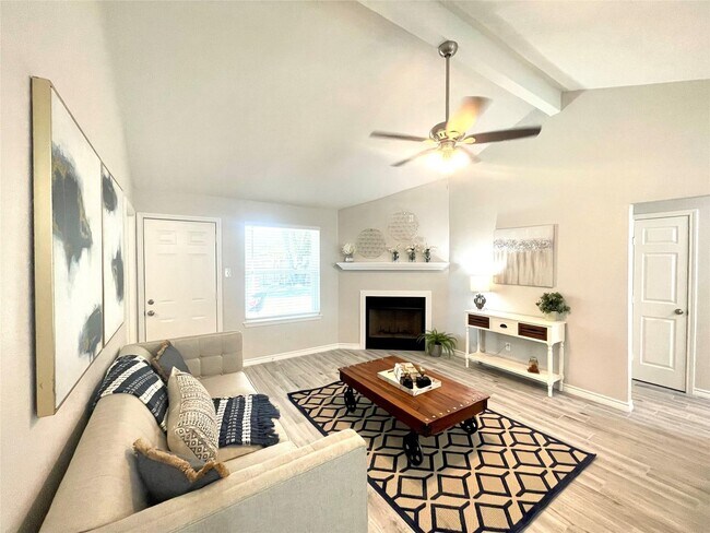 Building Photo - 18635 Andalusian Dr