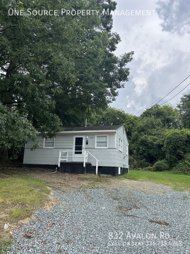 Building Photo - 832 Avalon Rd
