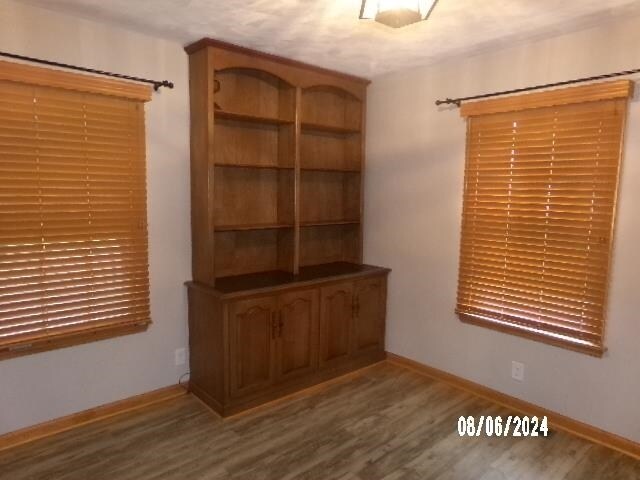 Building Photo - 830 Sherwood Dr NE