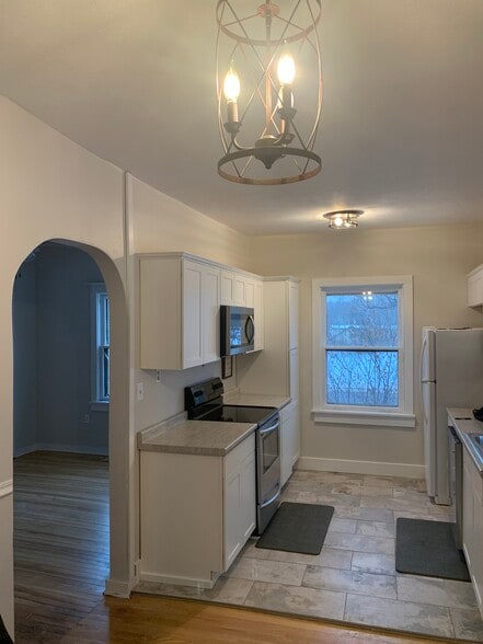 Building Photo - 526 Fisher St