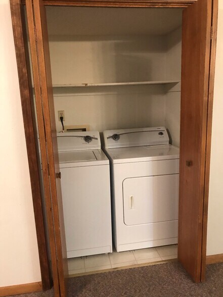 Washer and Dryer furnished - 3704 Canal Blvd