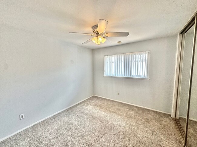 Building Photo - Beautiful 3bd/2ba HOUSE in Clairemont Mesa! 2-car Garage, AC, laundry, patio, VIEWS!