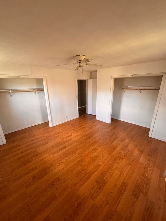 Building Photo - 3 Bed 1 Bath HOUSE