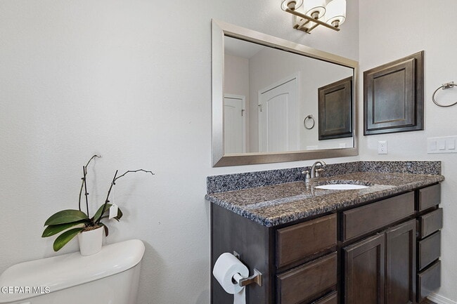 Building Photo - 14841 Tierra Coruna Ave