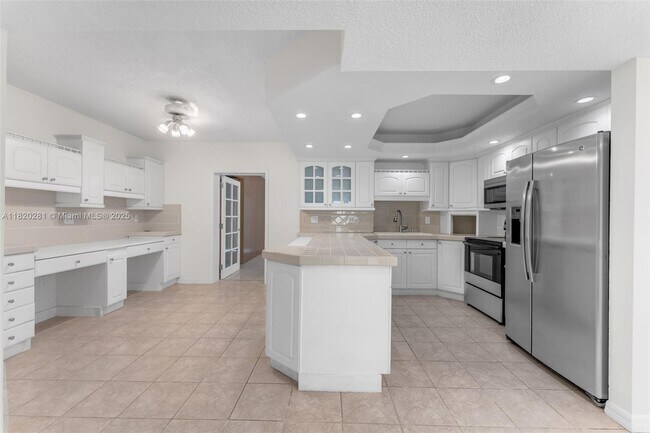 Building Photo - 14642 SW 99th St