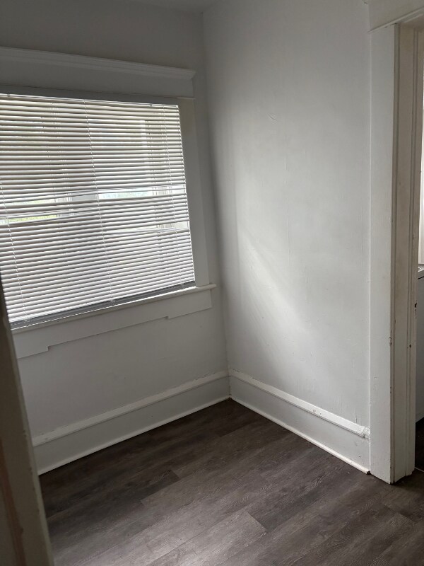 Building Photo - 309 3rd St