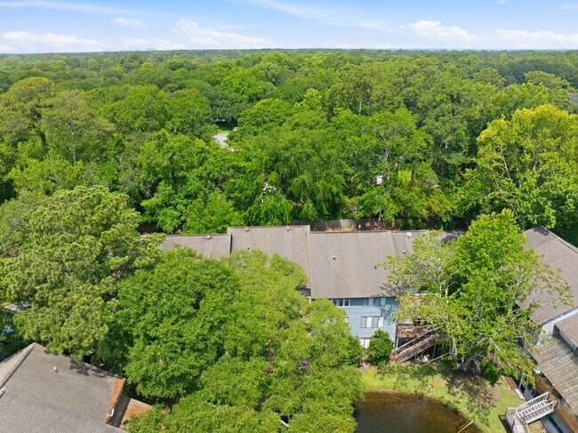 Building Photo - 1161 Shadow Lake Cir