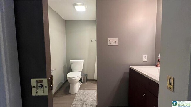 Building Photo - 520 Wild Mint Ln