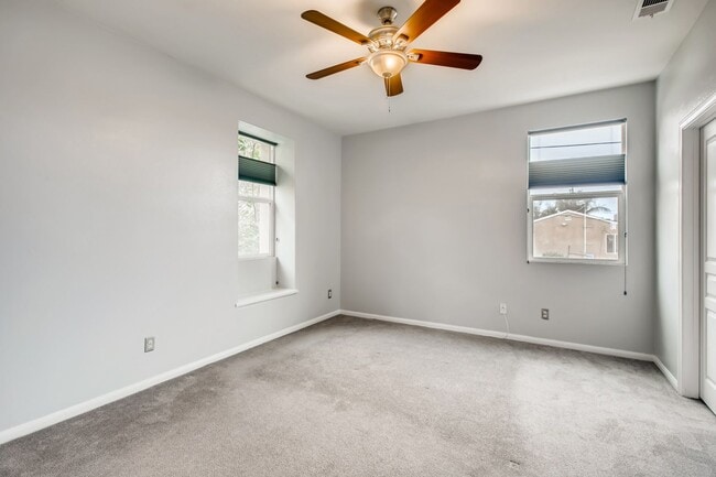 Building Photo - Fantastic 4 Bedroom House in Central San Diego Available in August!!