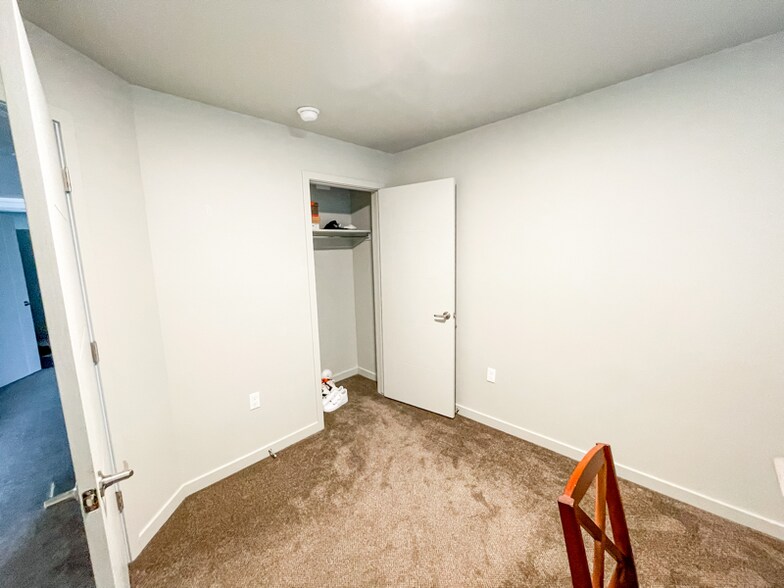 Building Photo - 675 S 100 W