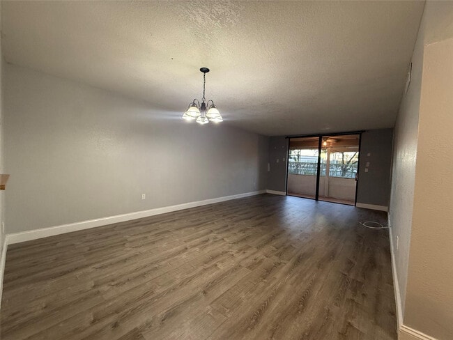 Building Photo - 1800 SW 81st Ave