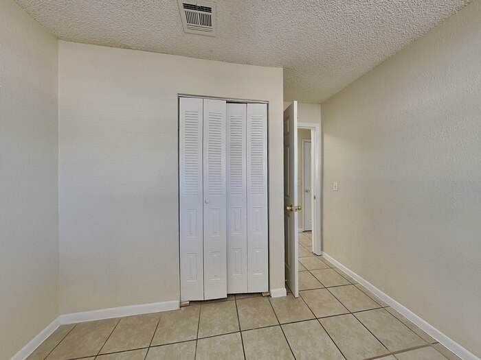 Building Photo - 2779 Frazier St