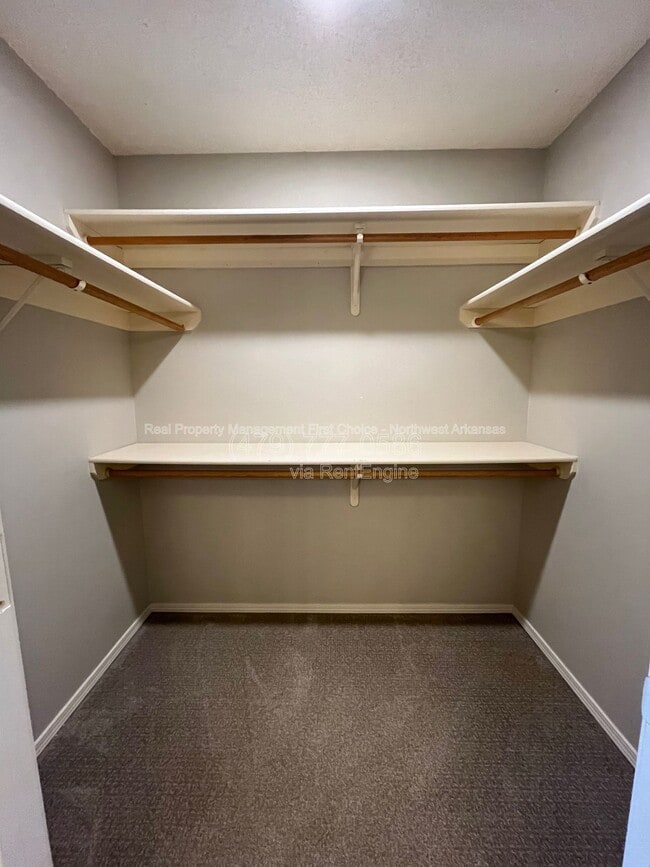 Building Photo - 3213 Cardinal Creek Cir