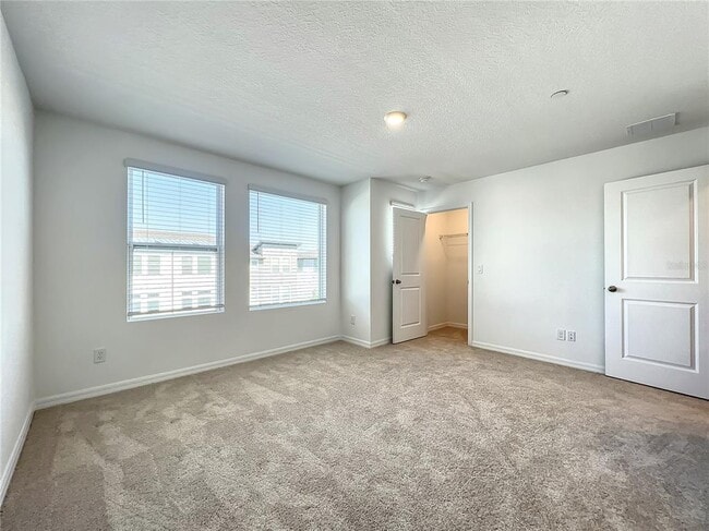 Building Photo - 12518 Willstatter Ave
