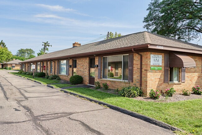 Building Photo - 4304 13 Mile Rd