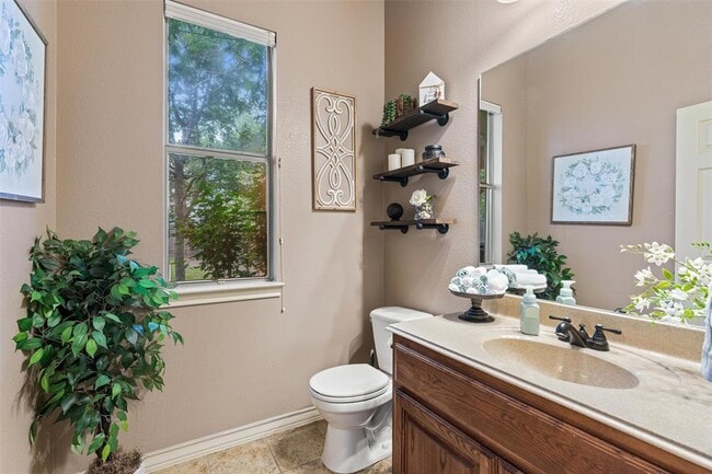 Building Photo - 7505 Roaring Springs Dr