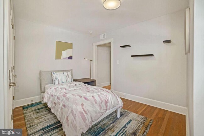 Building Photo - 3348 Prospect St NW