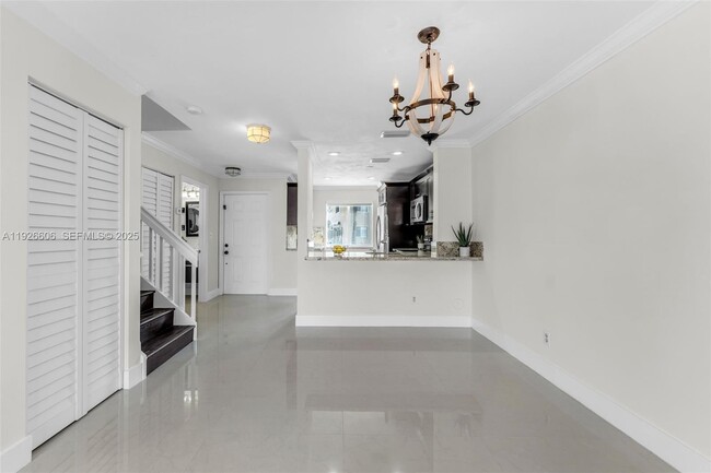 Building Photo - 17542 SW 139th Ct