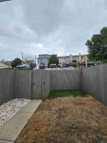 Building Photo - 6918 Steeplechase Dr NW