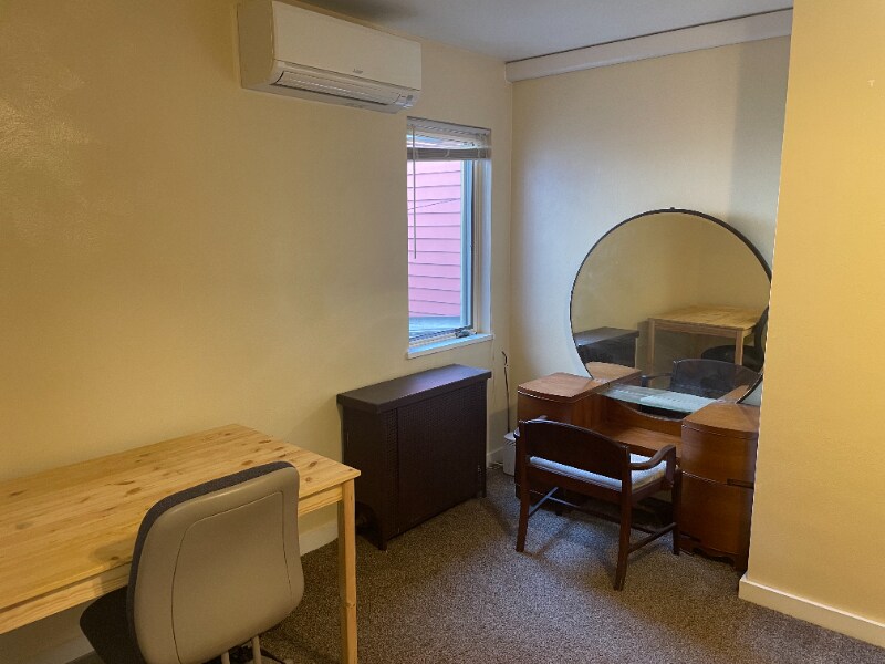 Building Photo - 4307 Milgate St