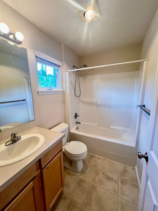 Building Photo - PENDING APPLICATION; 2-Story Townhouse