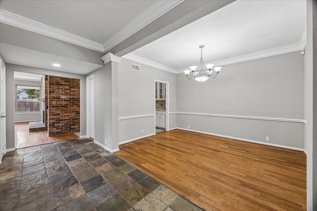 Building Photo - 12526 Mill Hedge Dr