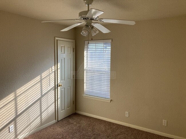 Building Photo - 4700 Pennington Ave