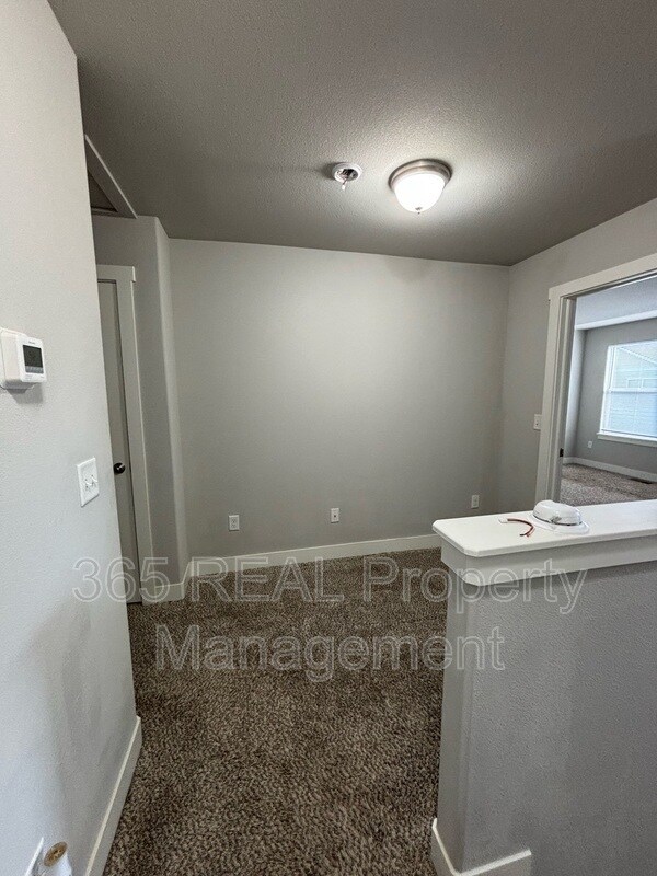 Building Photo - 6459 Orchard Park Dr