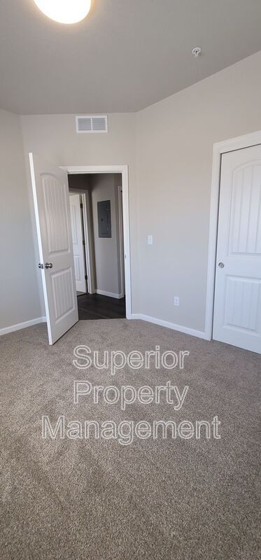 Building Photo - 1611 Richard Martin Dr