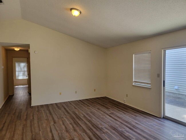 Building Photo - 8146 Treetop Ln
