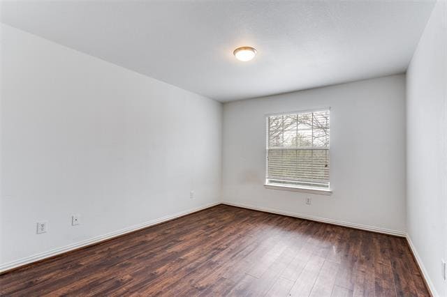 Building Photo - 1617 Clarke Springs Dr