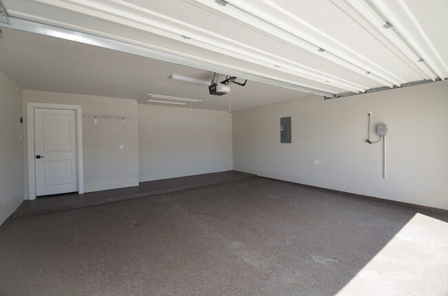 Building Photo - 18426 Bluebird Br Ln
