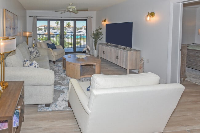 Building Photo - 901 Seafarer Cir