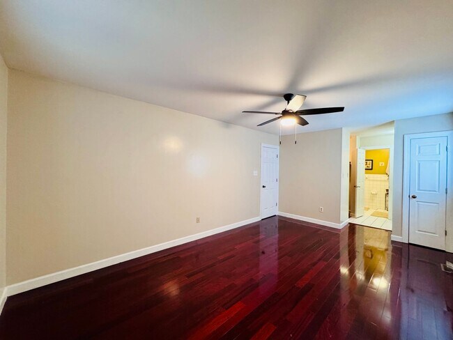 Building Photo - Conveniently located near Langley Air Force Base!