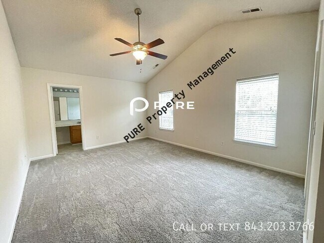 Building Photo - 111 Concord St