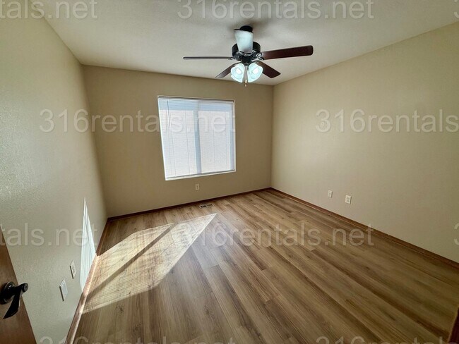 Building Photo - $1575 - COMING SOON! 4 bedroom/ 2 bathroom - Gorgeous newly remodeled townhome!