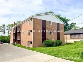 Building Photo - 2459 Montana Ave