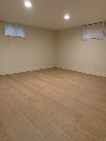 Building Photo - 1819 E Parleys Cyn Blvd