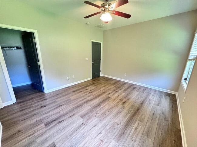 Building Photo - 2660 Dr Bramblett Rd