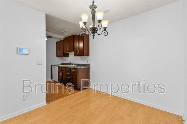 Building Photo - 5521 Hornaday Rd