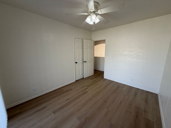 Building Photo - Spacious 4 Bed 3 Bath Single-Level Home | RV Gate | Huge Yard | Bright Open Layout