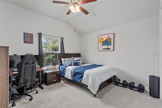 Building Photo - 5855 San Savino Dr