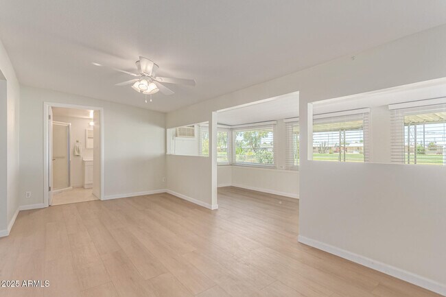 Building Photo - 12640 N Pebble Beach Dr
