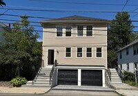 Building Photo - 331 Vermont St