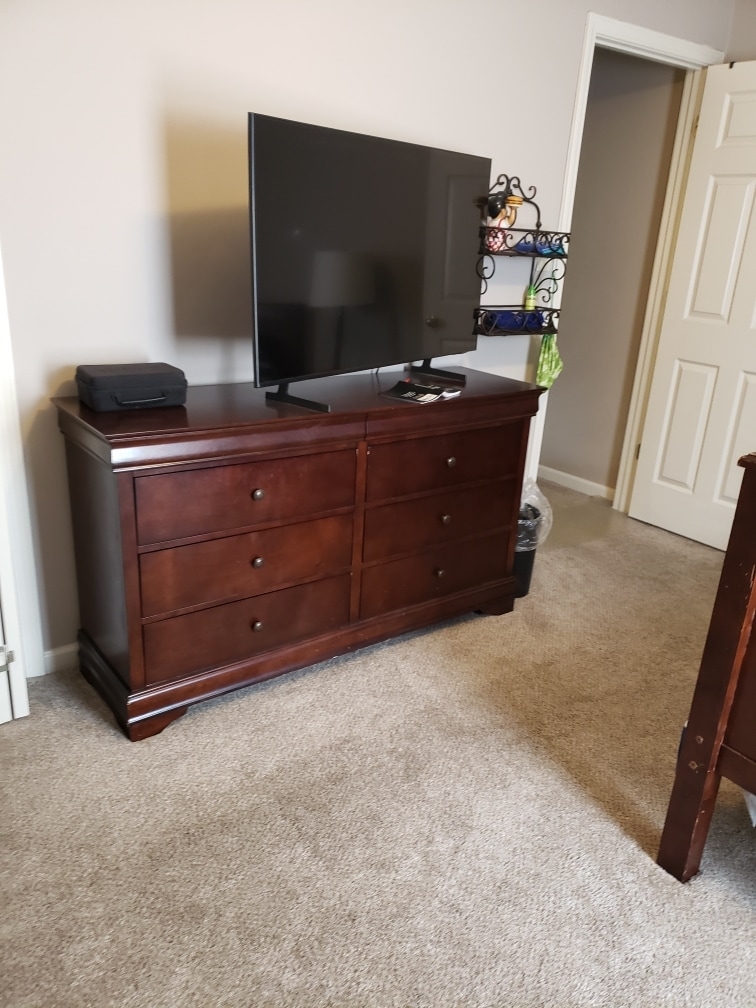 Building Photo - 606 E Sherwood Hills Dr