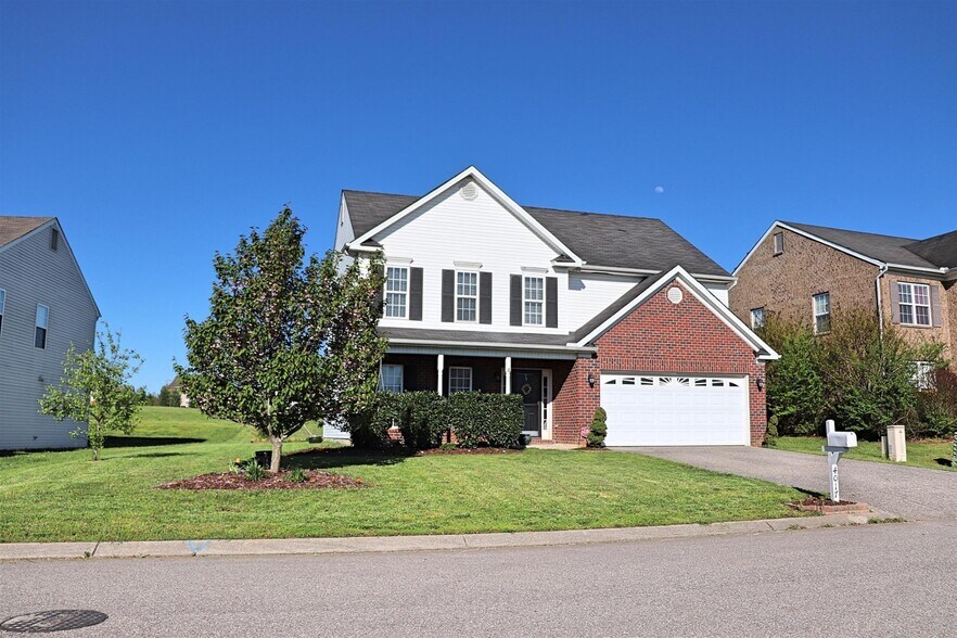 Primary Photo - 4017 Cadence Dr