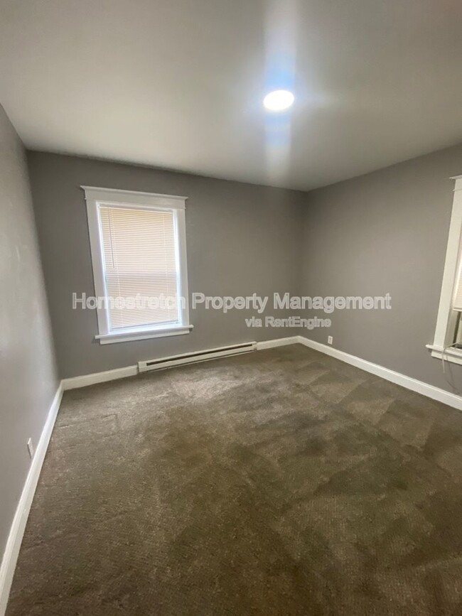 Building Photo - 3107 Osceola St